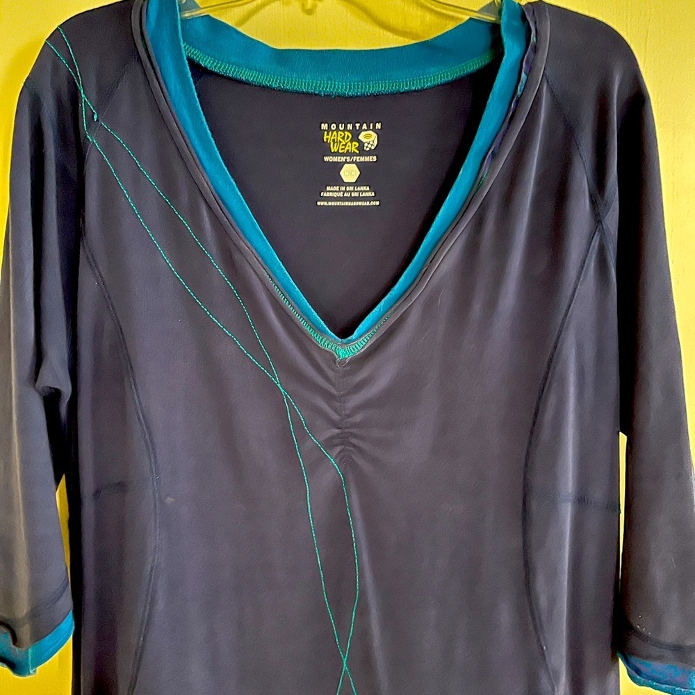Mountain Hardwear Blue two-toned dress size Medium